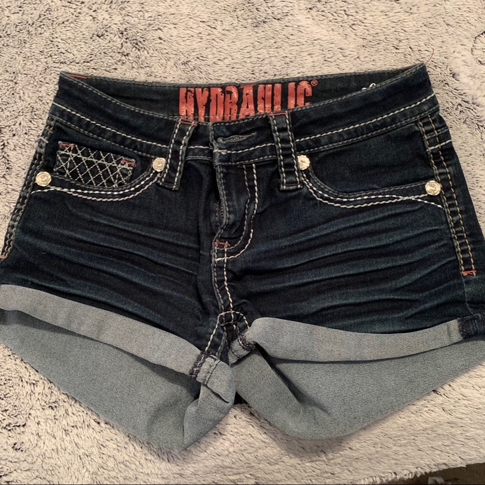 **SOLD** Women’s jean shorts